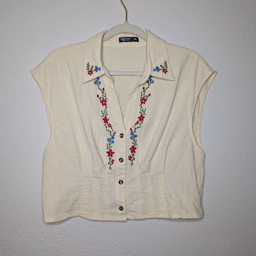 Shein Curve Womens Cropped Cream Country Button Down Shirt Floral Embroidery 1X